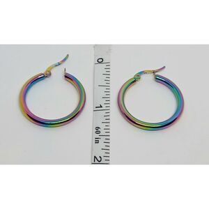 Neochrome hoop earrings